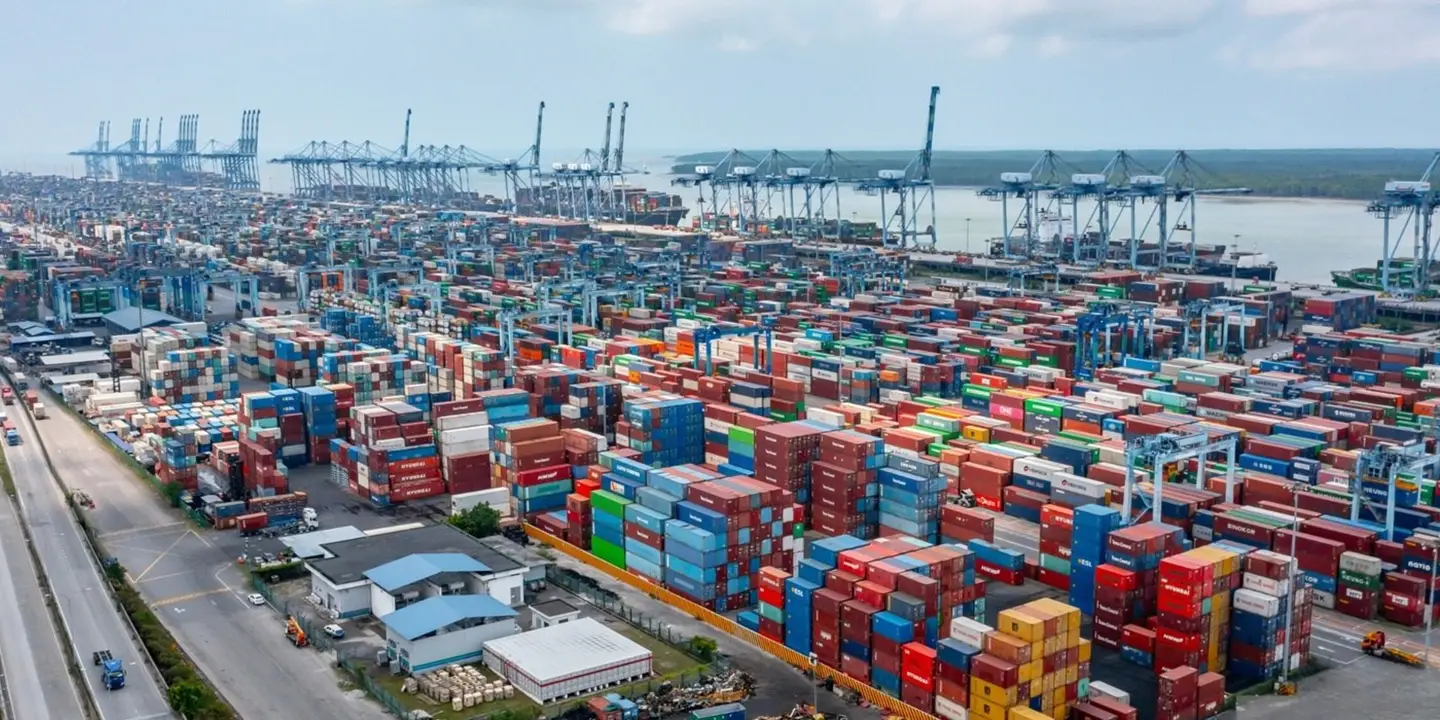 Import Furniture from Malaysia: Duties & Docs Explained